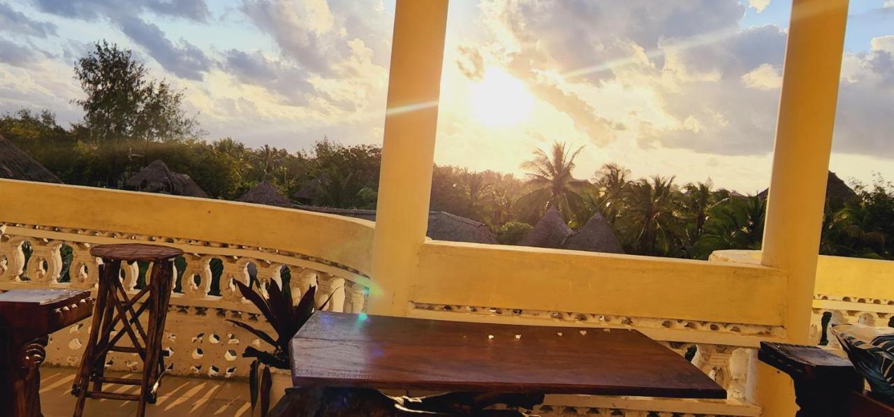 Ocean Breeze Homes Watamu 3 Bedroom Free Wi-Fi And Parking Exterior photo